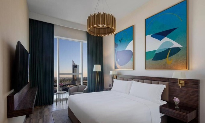 Dubai Media City Apartment | One Bedroom Apartment Near The Media Lounge Palm