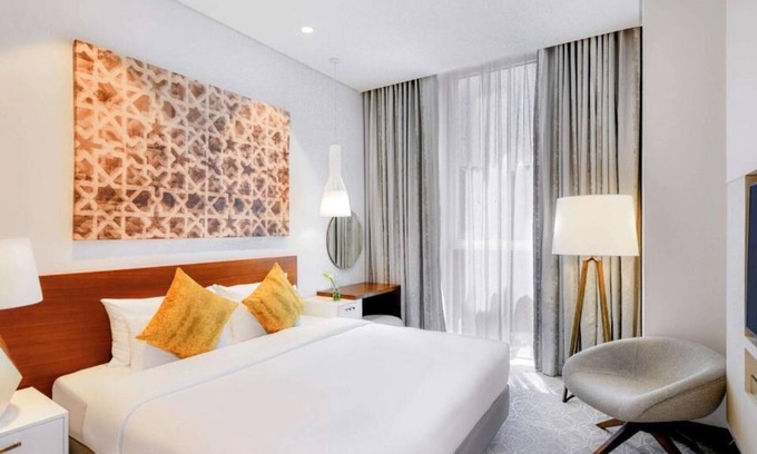 Garhoud House | One Bedroom Apartment Near DXB Airport By Luxury Bookings