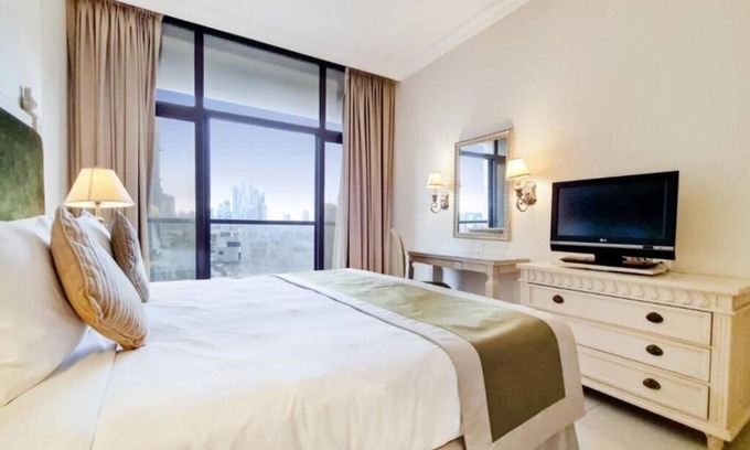 Al Sufouh 2 Apartment | One Bedroom Apartment Next to Internet City Metro