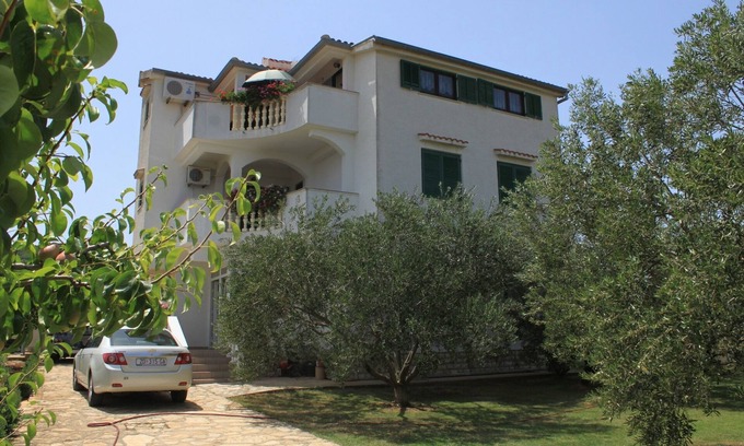 Nevidane Apartment | One bedroom apartment with terrace and sea view Neviđane, Pašman (A-8273-b)