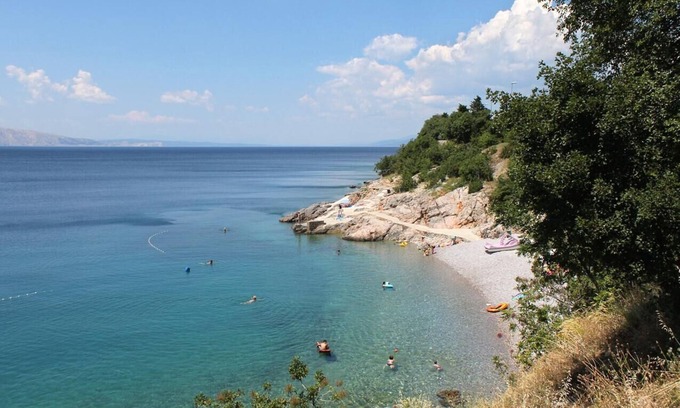 Veljun Primorski Apartment | One bedroom apartment with terrace Senj (A-18884-a)