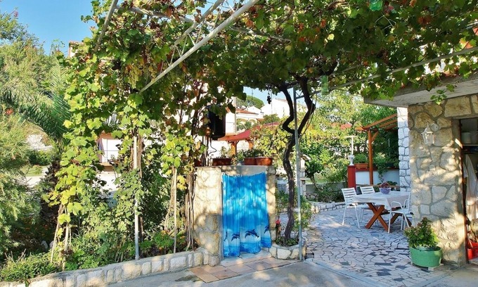 Suha Punta Apartment | One bedroom apartment with balcony and sea view Kampor, Rab (A-5000-a)