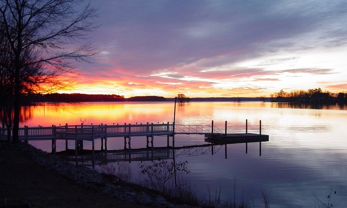 Chapin Cottage | One of a Kind, "Gazebo" Cottage on Beautiful Lake Murray, SC.
