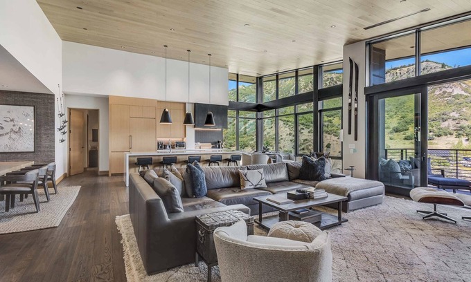 Snowmass Village Condo | One Snowmass West 601