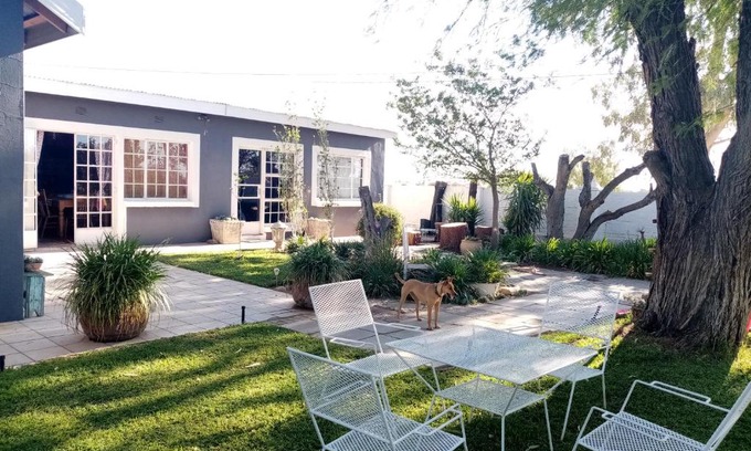 Douglas House | Oornagkamers@Hillstraat10