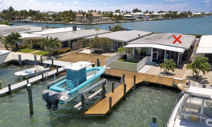 Key Colony Beach House | OPEN WATER PARADISE 2/2 HALF DUPLEX IN KEY COLONY BEACH MARATHON, FL 34