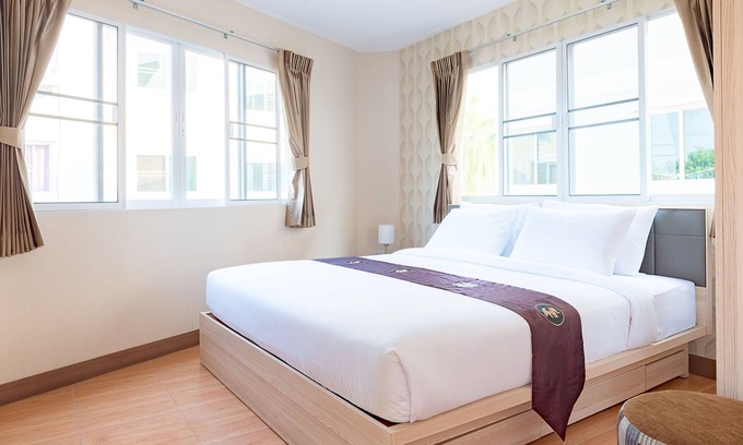 San Sai Apartment | Orawan Suites