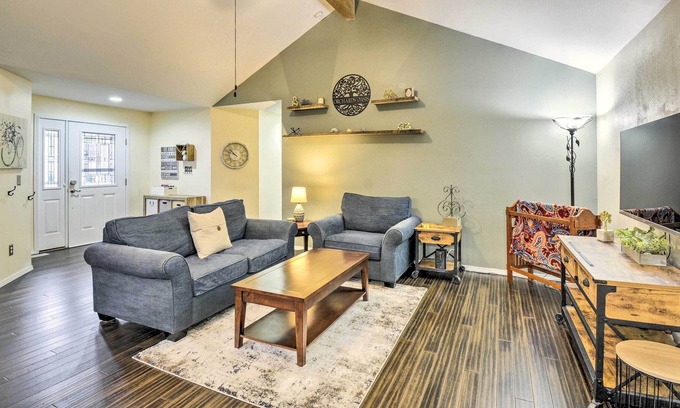 East Port Orchard House | 'Orchard Oasis' Retreat w/ Game Room!