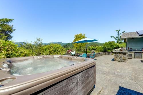Marcola House | Oregon Farmhouse Hideaway on 53 Acres