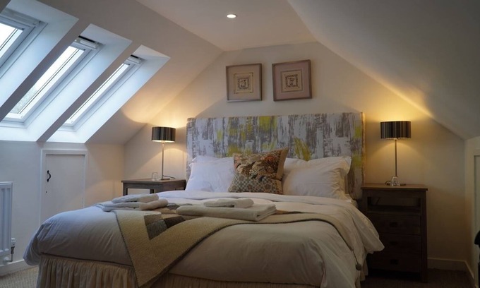 Orford Cottage | ORFORD BARN - tennis court access on request