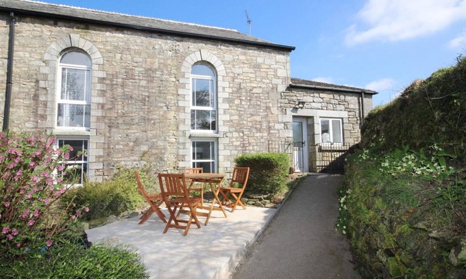 Saint Breward Cottage | Organ Loft, North Coast & moorland on the doorstep