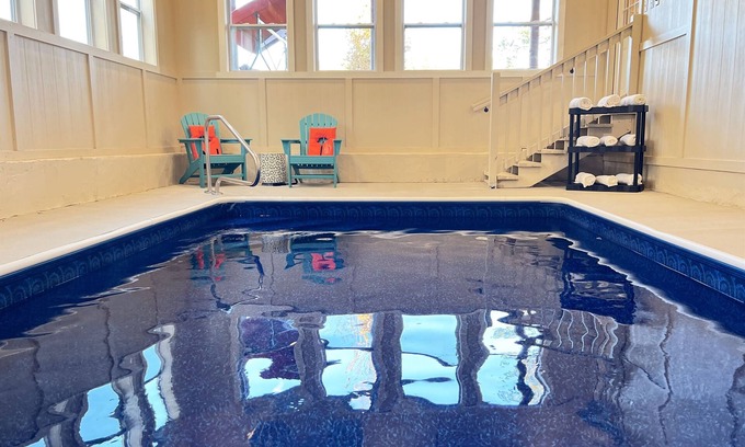 Caton Cabin | Osterley Cottage ~ Indoor Pool ~ Hot Tub
