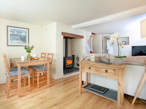 Ottery St Mary House | Otters Cottage