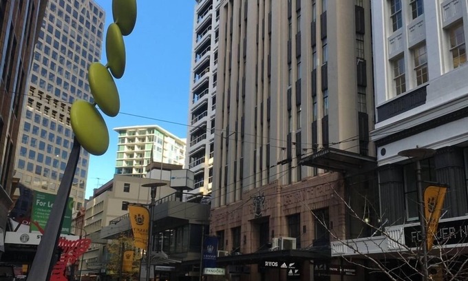 Wellington Apartment | Outstanding Central Lambton Quay Apartment