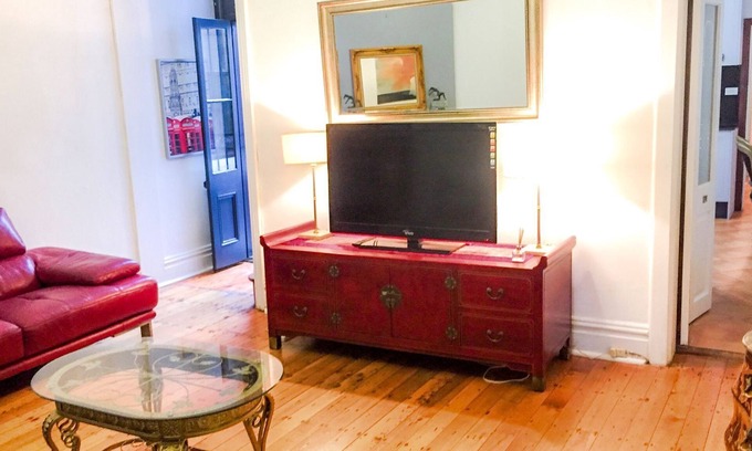 Newtown House | Outstanding Grand Newtown Inner Sydney Home. Four Bedroom,Two Bathroom, Parking