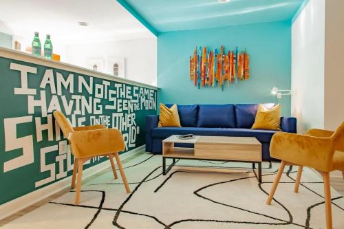 Adams Morgan Apartment | Over the Moon About C Adams Morgan METRO subway Rock Creek Park
