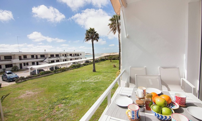 Los Canos de Meca Apartment | Overlooking the sea! New apt. with terrace 3 bedrooms+2 bathrooms&community pool