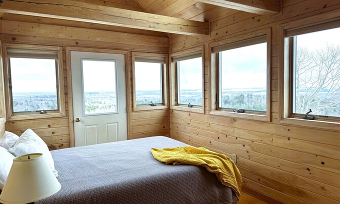 Northport House | Overlooking Penobscot Bay with a view for as far as you can see