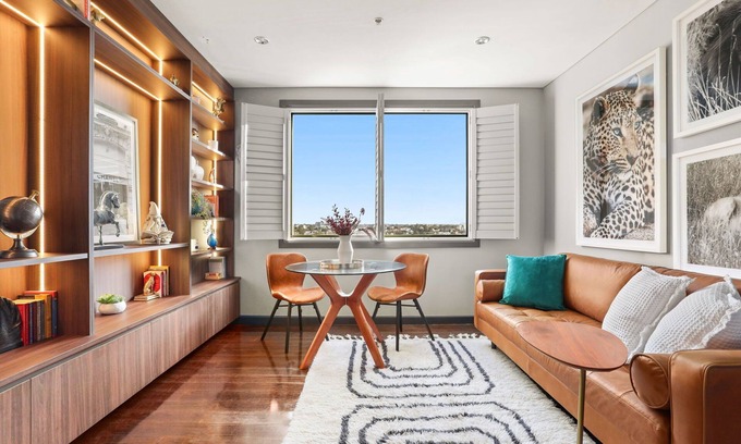 Darling Harbour House | Oversized Rooftop Terrace Pyrmont | 1 Bdrm