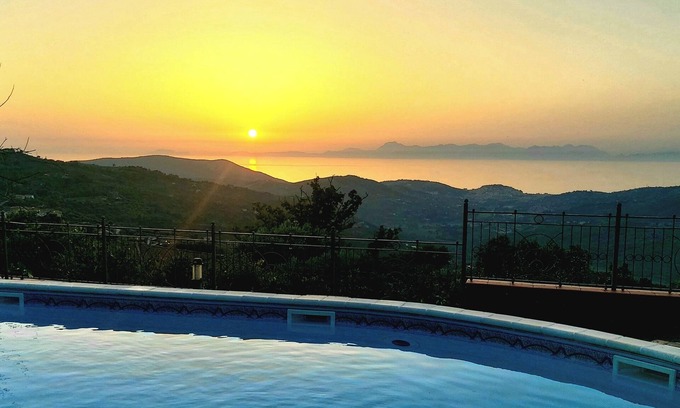 Laureana Cilento Villa | Overview Exclusive villa in Cilento with swimming pool