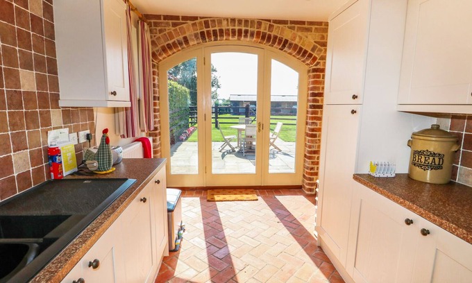 Alford Cottage | Owl's Roost