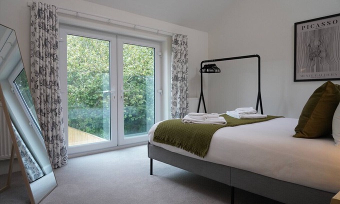 Oxford House | Oxford- Refurbished 4 bed -15 mins to centre