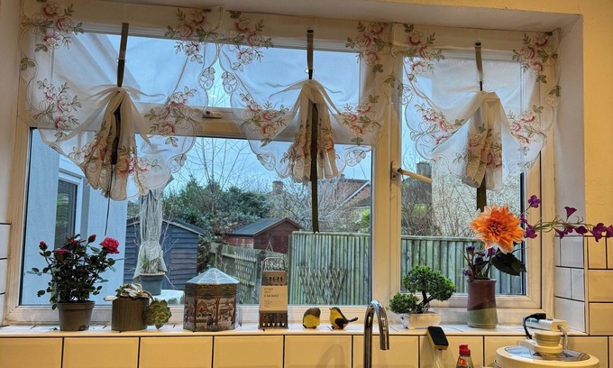 Headington Villa | Oxford - Villa - Sleeps 8 - Garden - Parking