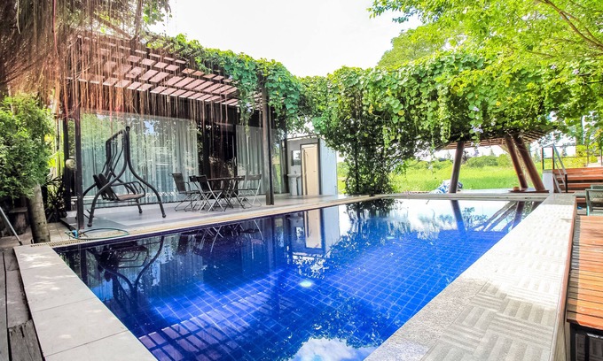 Minburi Hotel | OYO 271 The Resort Romklao