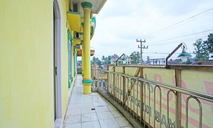 Ogan Komering Ilir Hotel | OYO 91111 Als Hotel