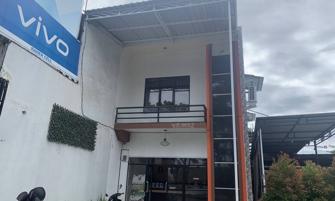 Makassar Hotel | OYO 92899 Penginapan Laota Syariah Near Rumah Sakit Islam Faisal Makassar
