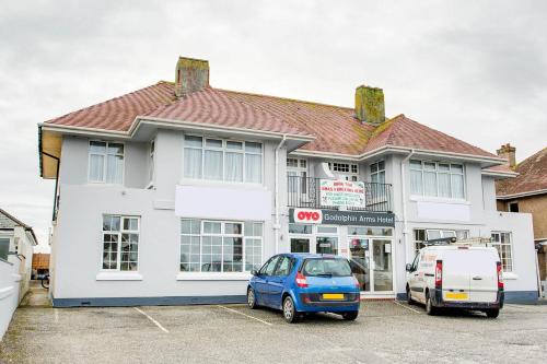 Newquay Hotel | OYO Godolphin Arms Hotel