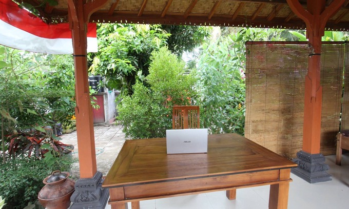 Pemenang Hotel | OYO Life 93015 Kos Anto