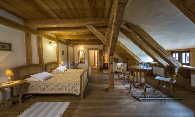 Galiny House | Pałac i Folwark Galiny