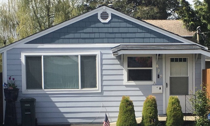 Puyallup House | Pacific Northwest Studio Cottage
