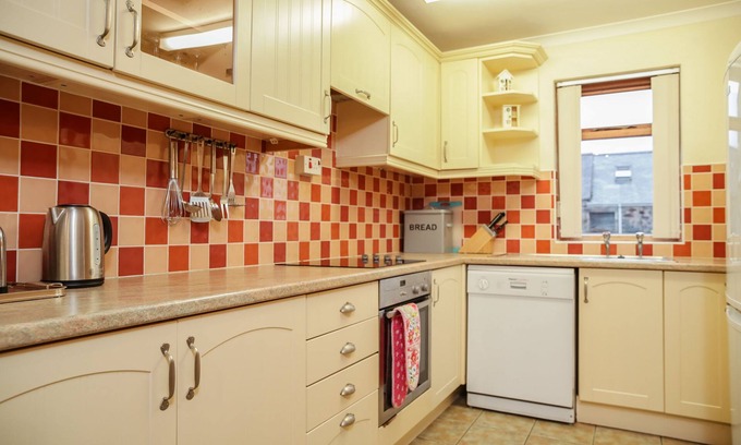 Rhyd-y-clafdy House | PADARN - a bungalow that sleeps 8 guests in 4 bedrooms