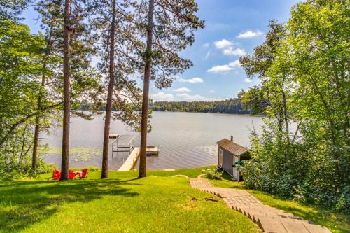 Pequot Lakes House | Paddle and Bike Cottage with Dock in Pequot Lakes!