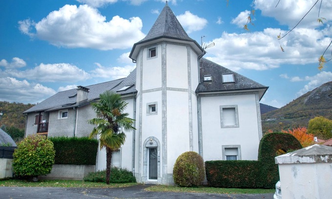 Argeles Gazost Apartment | Paisible - Charmant appt vue montagne