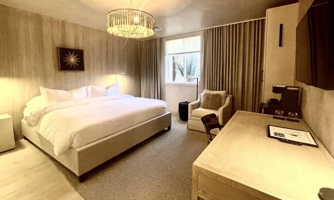 Downtown Santa Fe Hotel | Palace Modern Hotel at the Plaza - Premium King 8