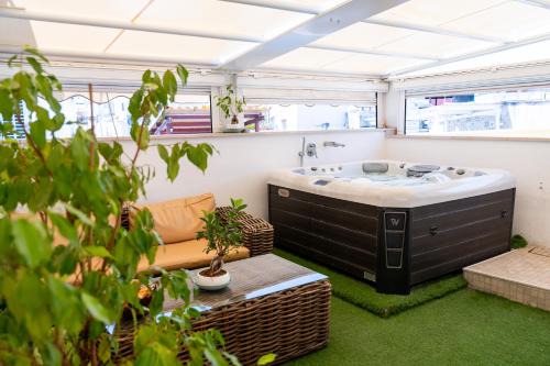 Old Town Bed & Breakfast | PALAZZO NICOLAUS del BORGO ANTICO