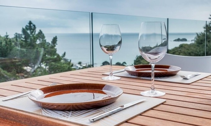 Palm Beach House | Palm Beach Hotel-Standard Oasis with Superb Sea Views