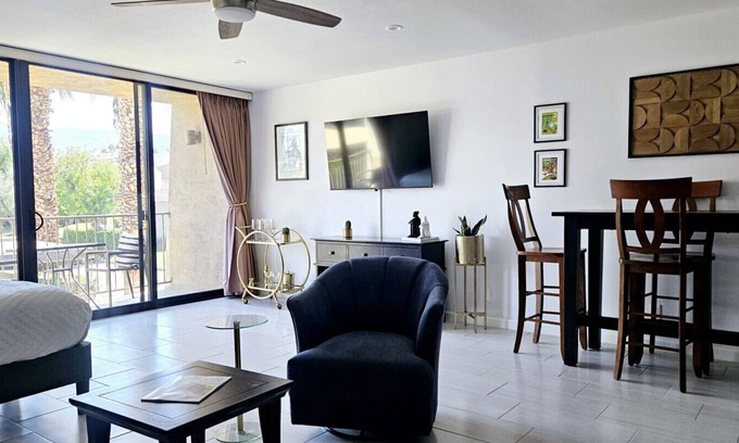 Palm Desert Condo | Palm Desert Studio at Shadow Mountain Resort.steps to El Paseo's Charms