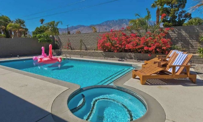 Racquet Club South House | Palm Springs Adobe Pool Home