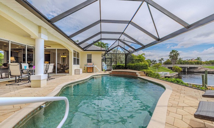 Pelican Villa | Palm Villa - Southern Exposure - 4bed/3bath