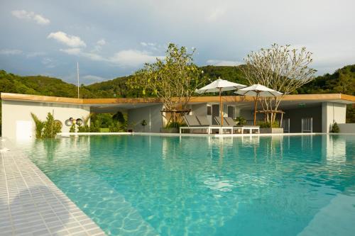 Karon Apartment | Palmetto by Holy Cow, 1-BR, construction view