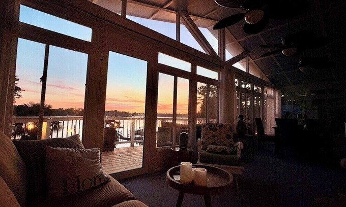 Chapin House | Palms in Paradise Lake Murray SC