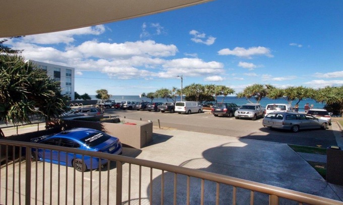 Caloundra Apartment | Pandanus Shores Unit 2 Kings Beach QLD