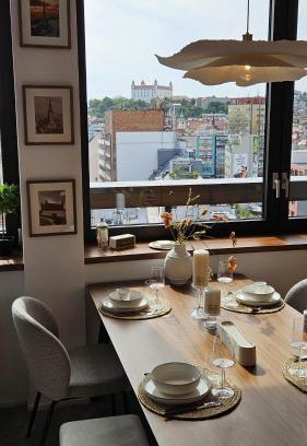 Old Town Apartment | Panorama View Design Apts in Old Town - Free Parking
