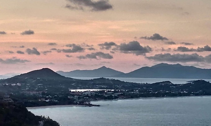 Lamai Villa | Panoramic and magical day night view of Ko Samui and the Gulf of Chaweng.
