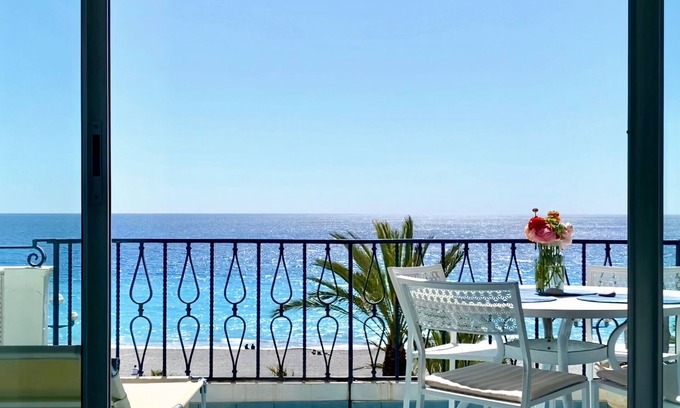 Les Baumettes Apartment | Panoramic Sea View with terrace
