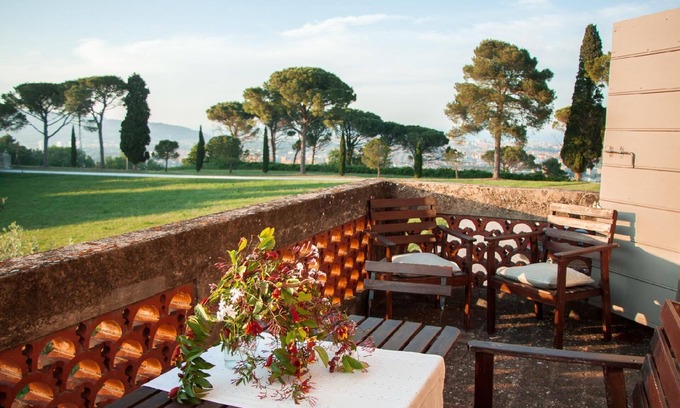 Santa Veneranda Apartment | Panoramic three-room apartment with terrace and summer pool